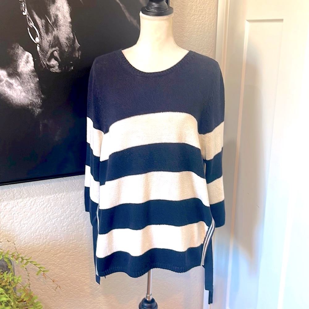Luisa Cerano Navy And White Striped 3/4 Sleeve Sweater